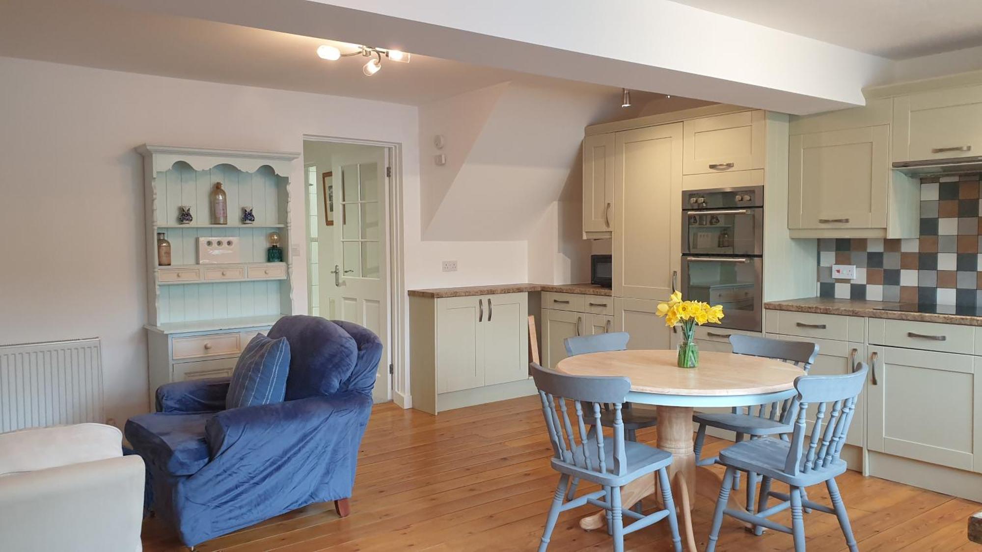 Anjou Bijou Apartment
